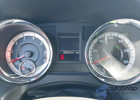 2019 Dodge Grand Caravan Gt z USA, uszkodzony, nr VIN 2C4RDGEG3KR614088